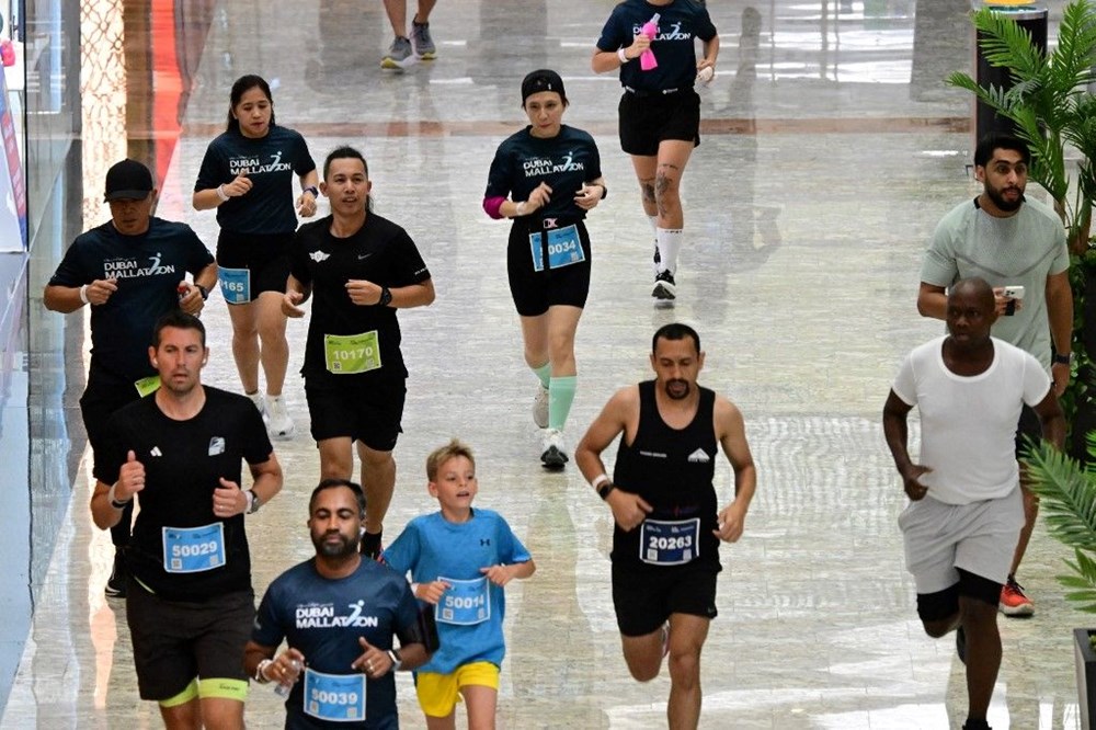 Dubai’de 50 derece sıcağa karşı klimalı maraton - 4