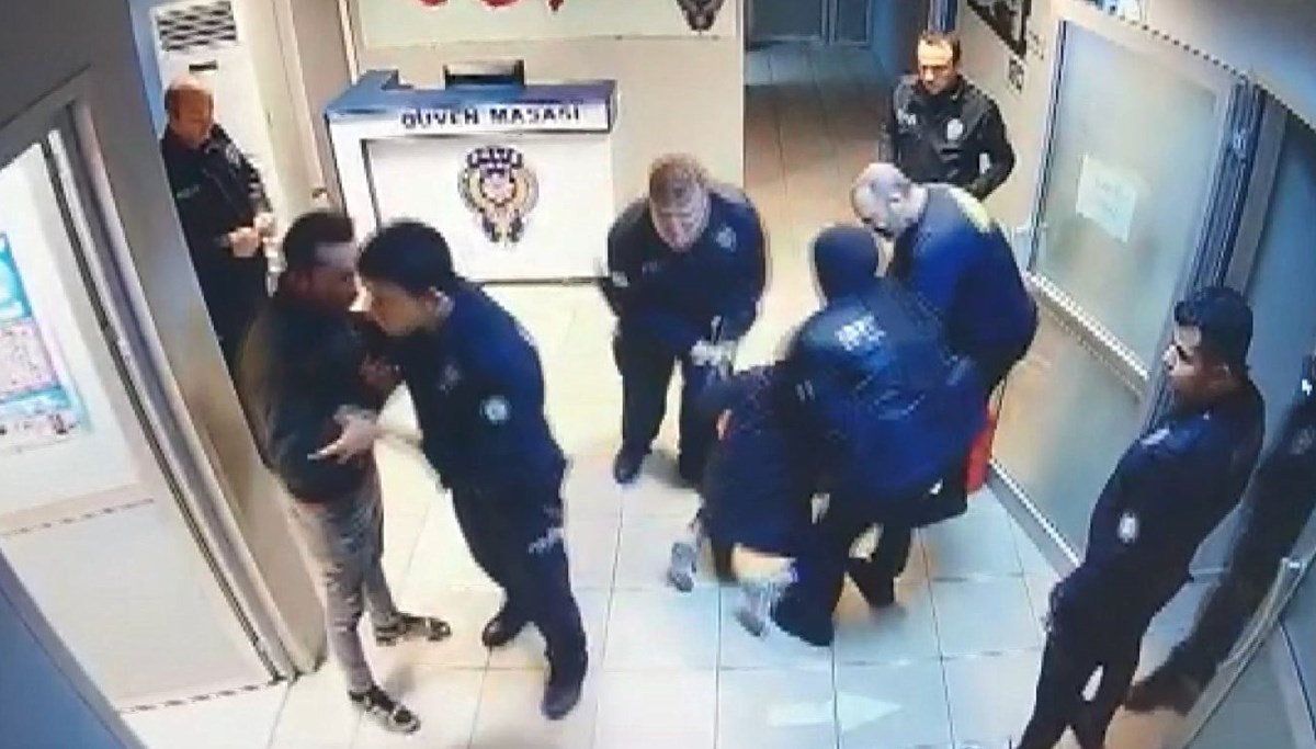 Emre Aşık'ın eski eşi Yağmur Sarnıç polis merkezinde olay çıkardı Emre Aşık'ın eski eşi Yağmur Sarnıç polis merkezinde olay çıkardı