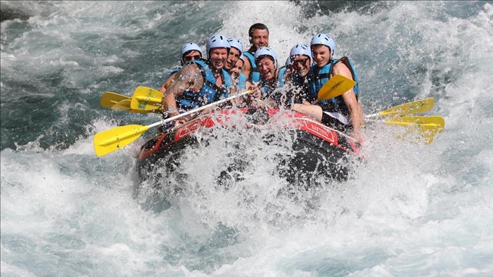 Turizmin başkenti Antalya'da rafting heyecanı - 1