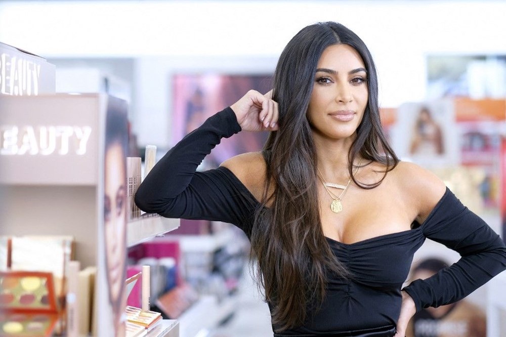 Kim Kardashian kalçasını mı küçülttü? (İmplant tartışması) - 9