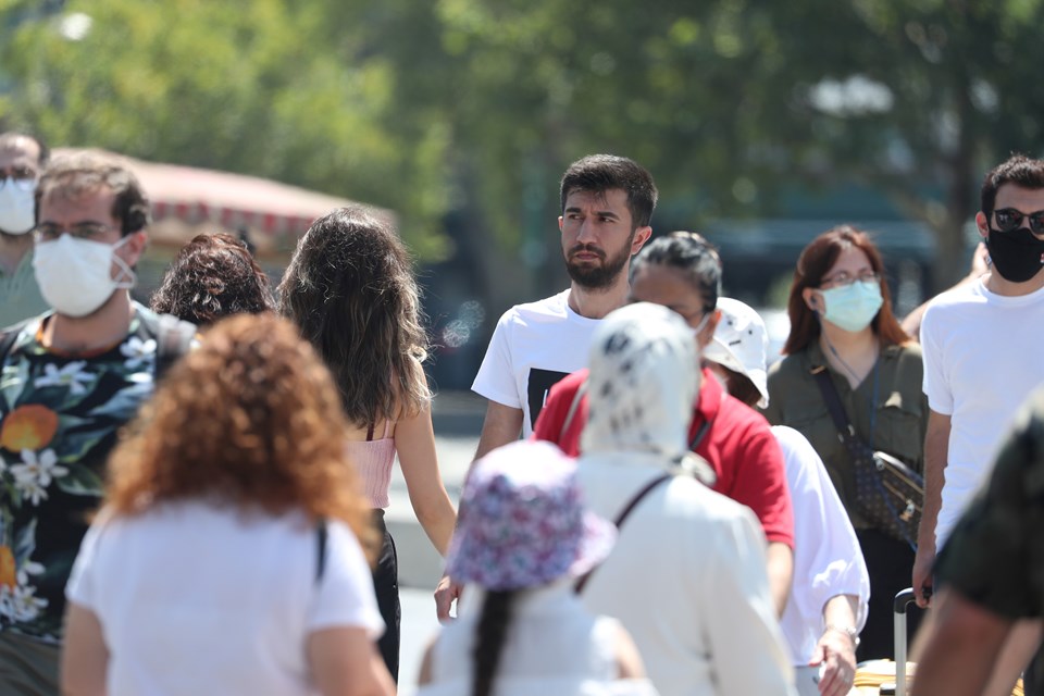 İstanbul'da vaka yüzde 50'nin üzerinde arttı: 4. dalga tehlikesi var - 1