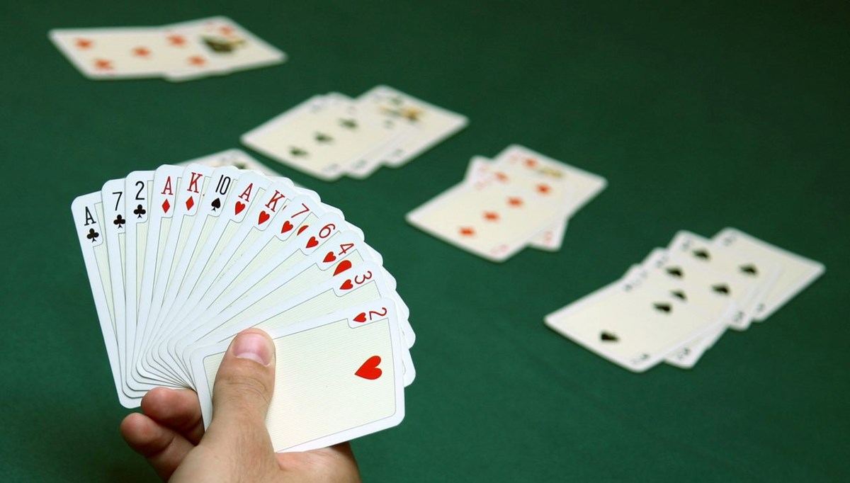 Yapay zeka kart oyunu briçte 8 dünya şampiyonunu yendi