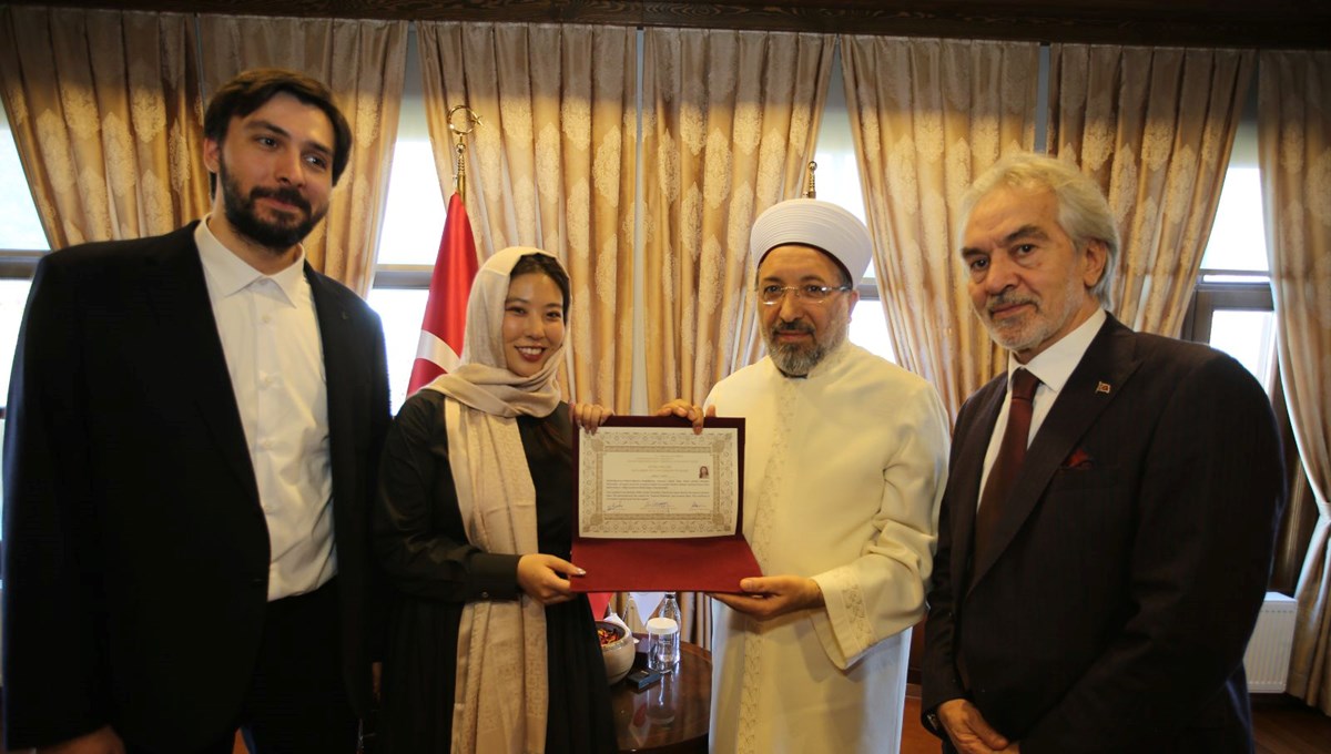 İskender Pala'nın Japon gelini Saito, Müslüman oldu