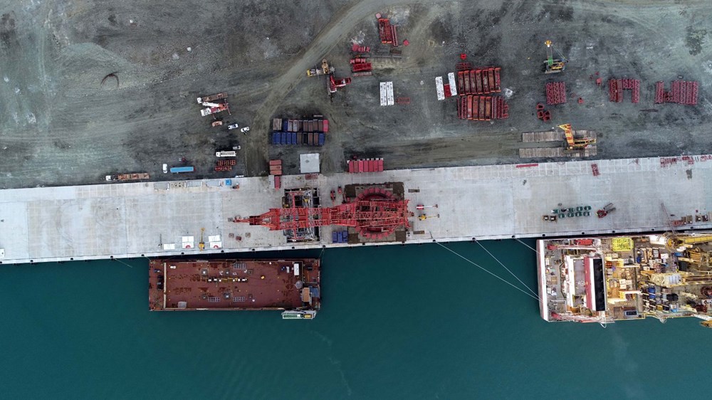 Kanuni sondaj gemisinin kule montaj çalışmaları başladı - 2