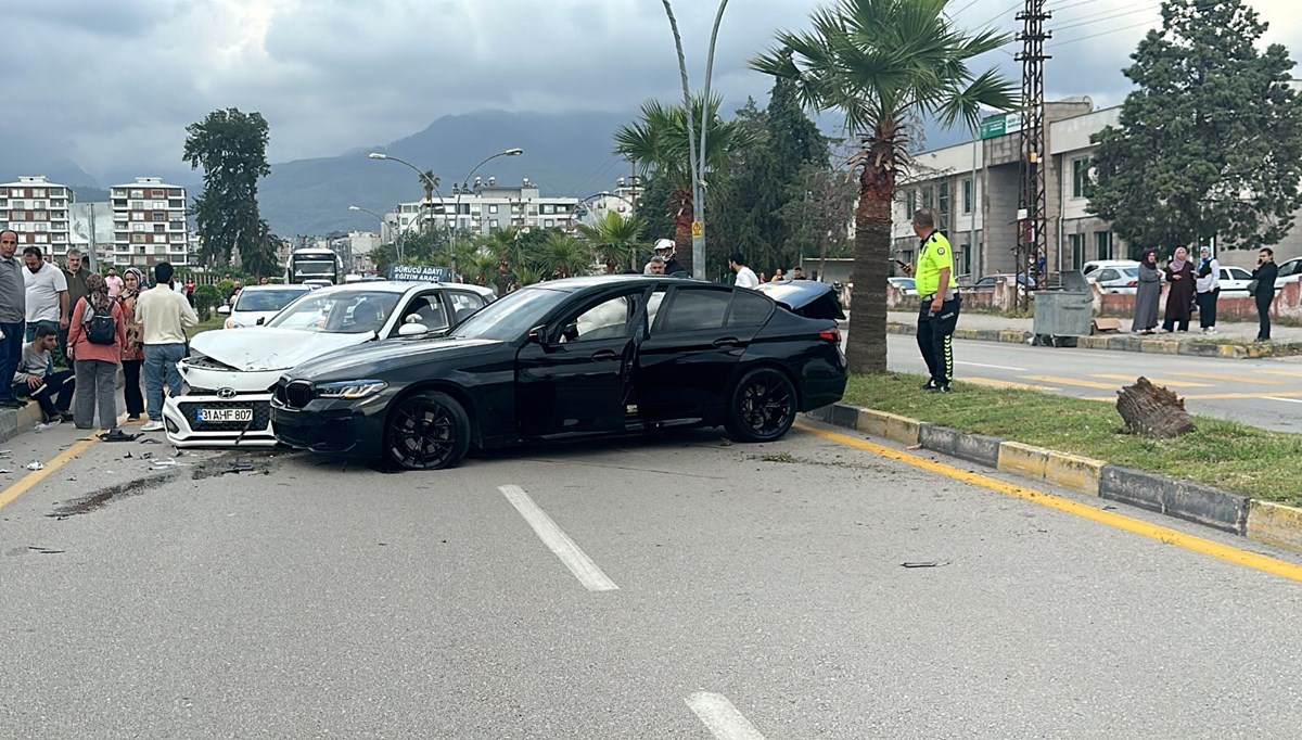 Hatay'da feci kaza: 5 yaralı