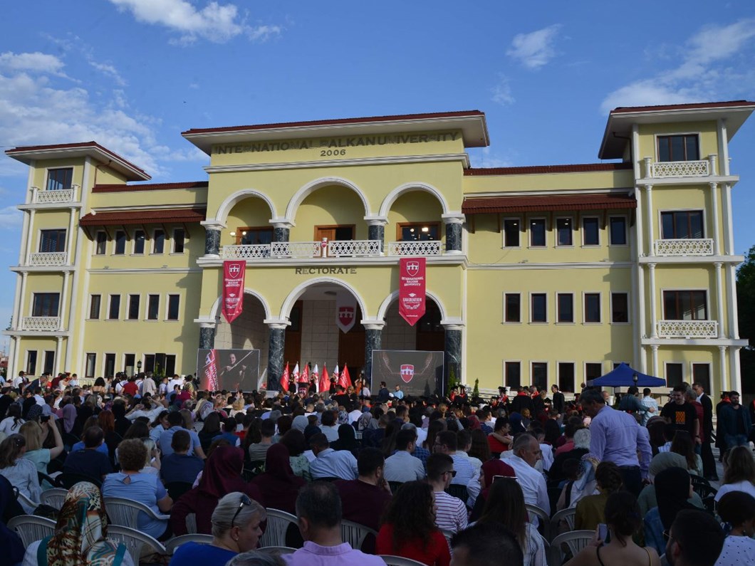 Uluslararasi Balkan Universitesi Kayit Suresini Ekim Ayina Kadar Uzatti Ntv