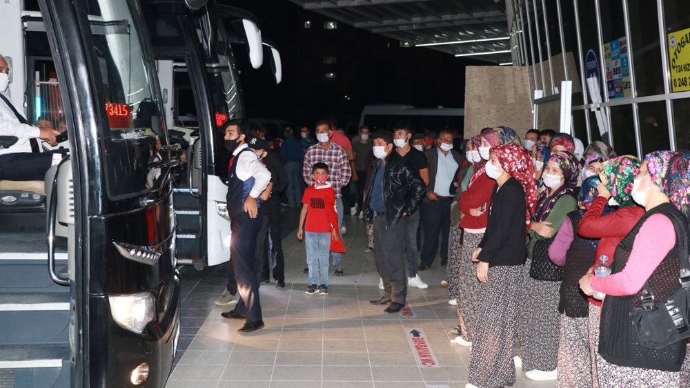 Asker uğurlamada sosyal mesafe unutuldu - 4