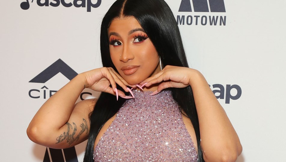 Billboard Cardi B'yi Yılın Kadını seçti