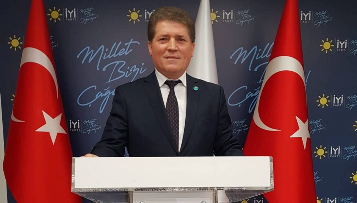 Aydın Akbaş, istifa etti