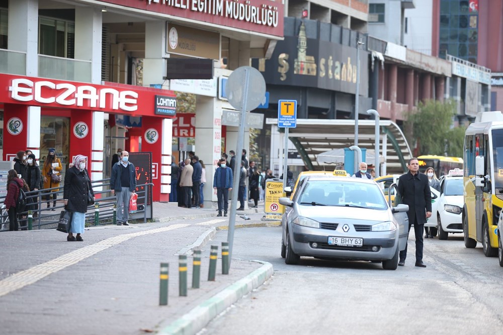 Saat 9'u 5 geçe hayat 1 dakika durdu - 45