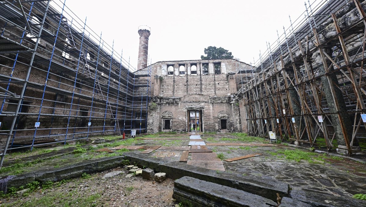Ayasofya'dan daha eski yapı Studios Manastırı'nda restorasyon başlıyor Ayasofya'dan daha eski yapı Studios Manastırı'nda restorasyon başlıyor