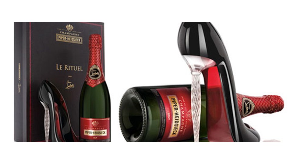 Louboutin’dan şampanya ayakkabısı