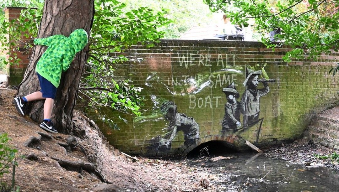 Banksy doğruladı: İngiltere'deki eserler bana ait - Vimarsana News