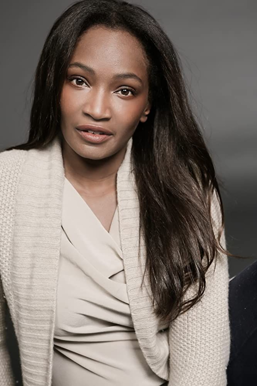 Sony ve Universal tüm filmlerini erteledi - 54