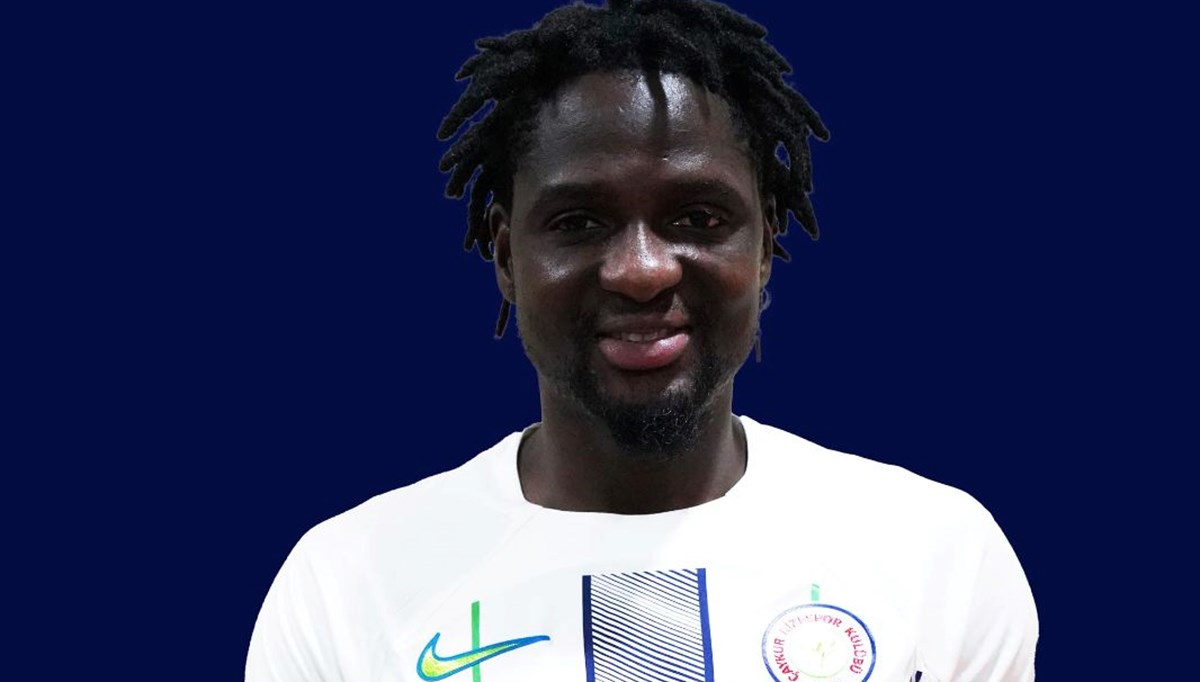 Çaykur Rizespor, David Akintola ile 1.5 yıllık sözleşme imzaladı