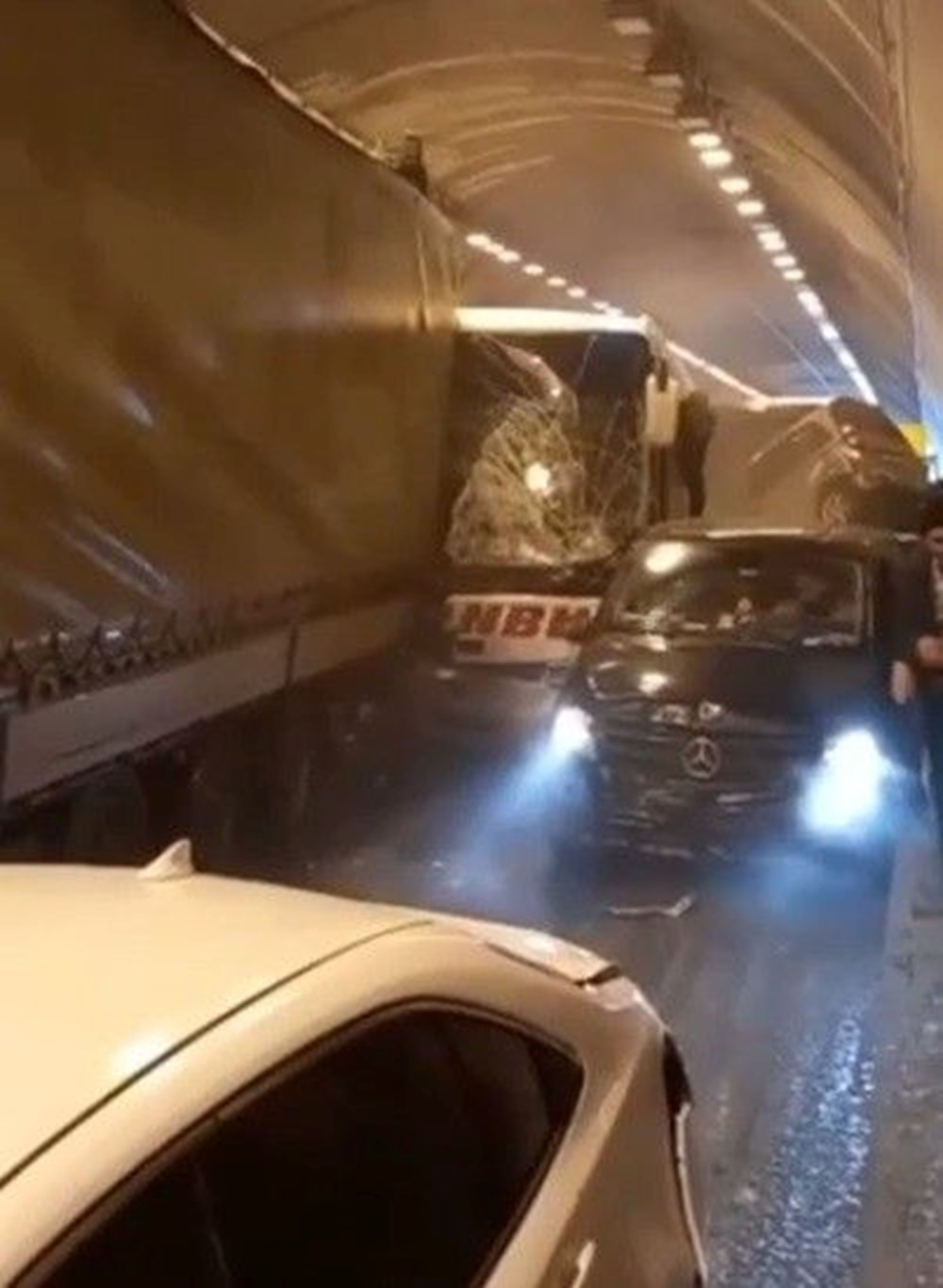 Bolu Dağı Tüneli'ndeki zincirleme kazadan ilk kareler: İstanbul istikameti kapandı - 9