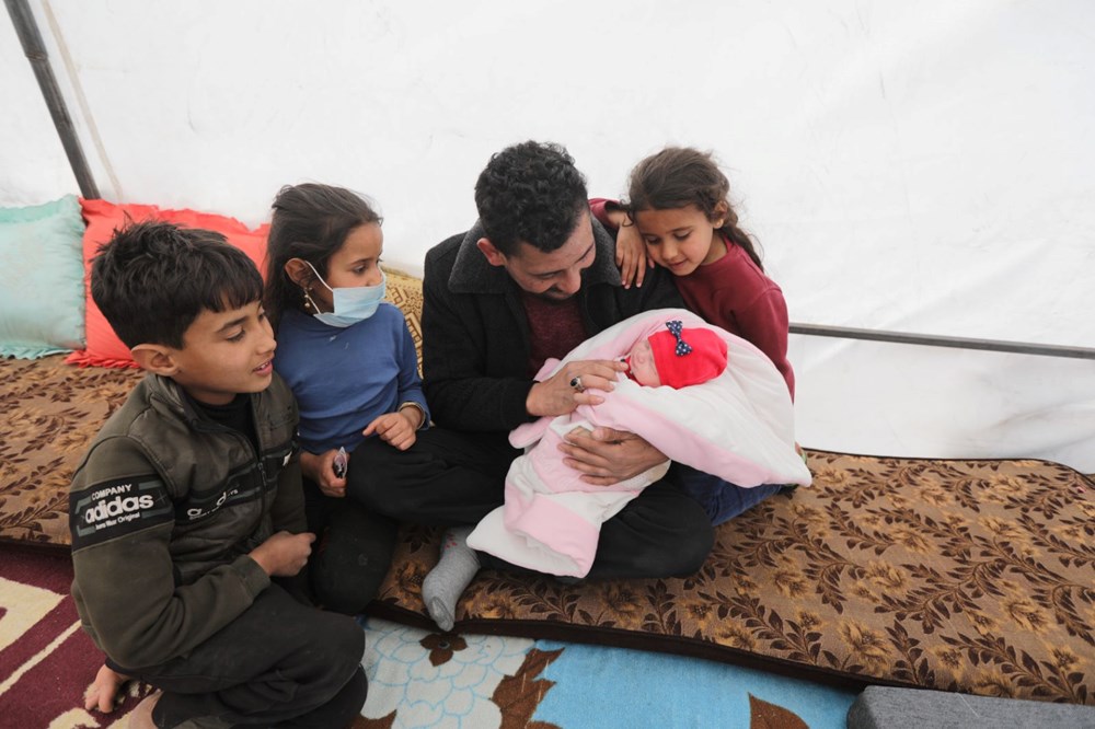 Enkazda doğup öksüz kalan "mucize bebek" yeni evini de Hatay merkezli depremde kaybetti - 4