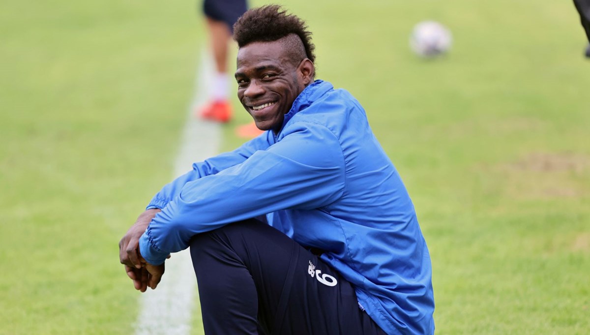 Balotelli corona virüse yakalandı Balotelli corona virüse yakalandı