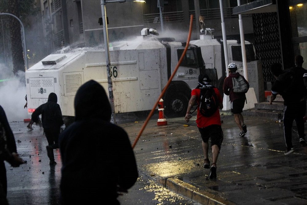Şili'deki protestoların yıldönümü yaklaşırken sokaklarda tansiyon artıyor - 2