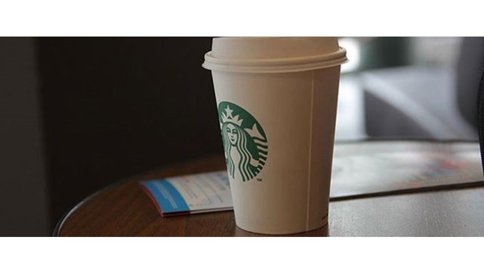 Müslüman müşterinin "Aziz" olan ismi Starbucks'ta "ISIS" oldu
