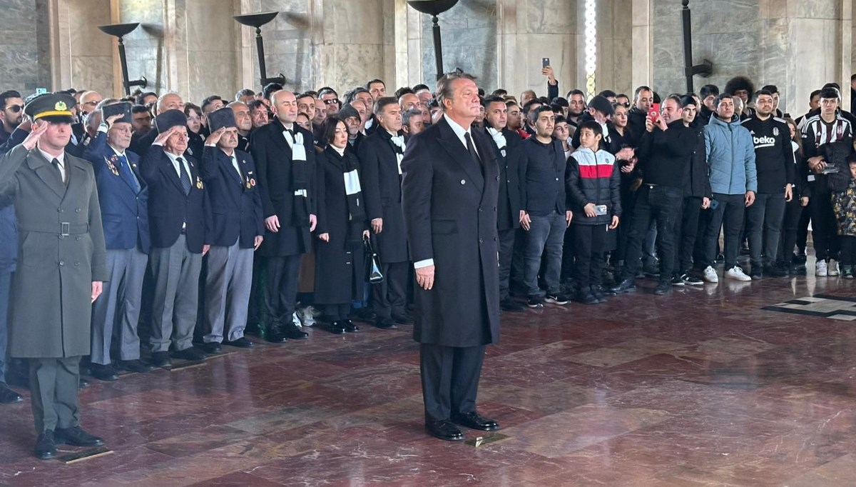 Beşiktaş'tan Anıtkabir'e ziyaret Beşiktaş'tan Anıtkabir'e ziyaret