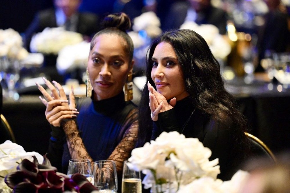 Kim Kardashian "100 Güçlü Kadın" listesine girdi - 4