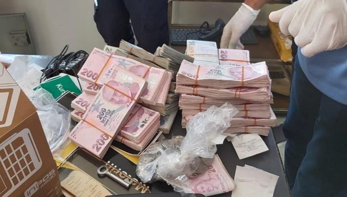 Terkinler çetesi operasyonundan yeni ayrıntılar: 10’dan fazla fırına çöküp, spor kulübüne sponsor oldular Terkinler çetesi operasyonundan yeni ayrıntılar: 10’dan fazla fırına çöküp, spor kulübüne sponsor oldular