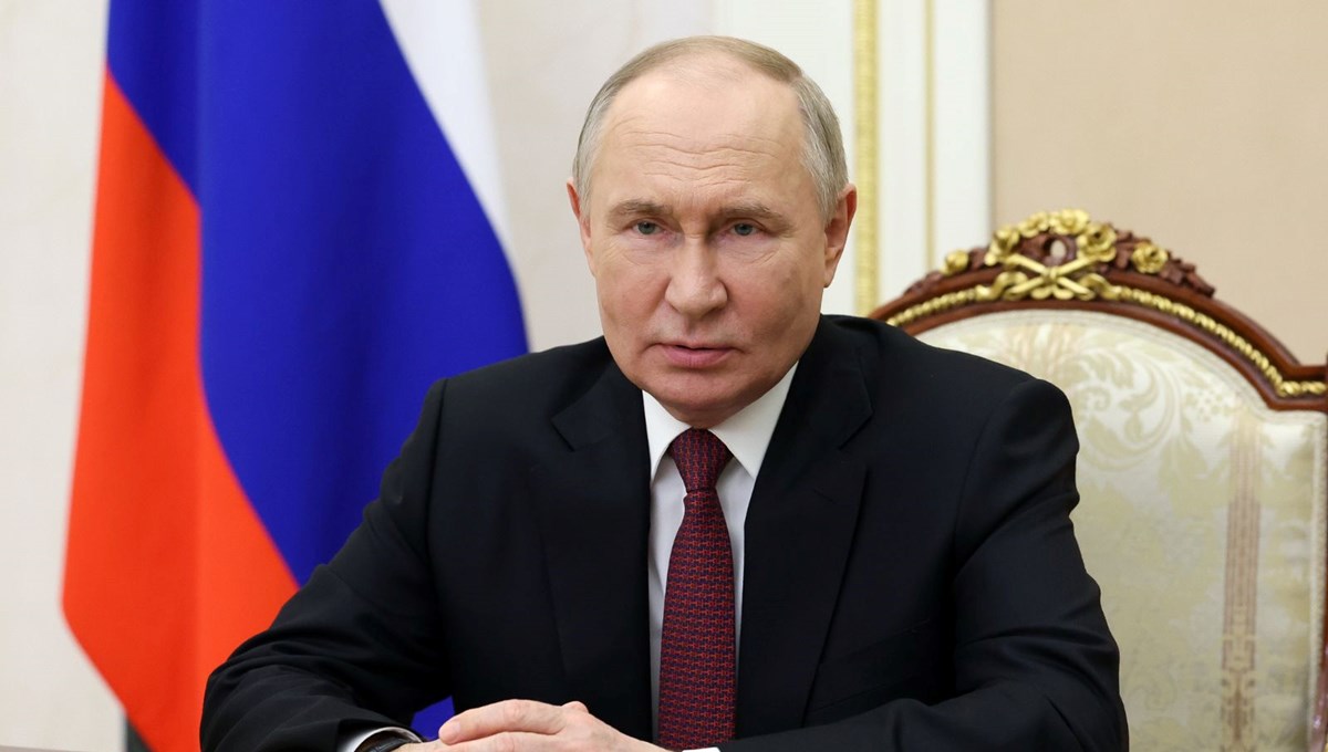 Putin: Ukrayna hazırsa barış görüşmelerine geri dönsün Putin: Ukrayna hazırsa barış görüşmelerine geri dönsün
