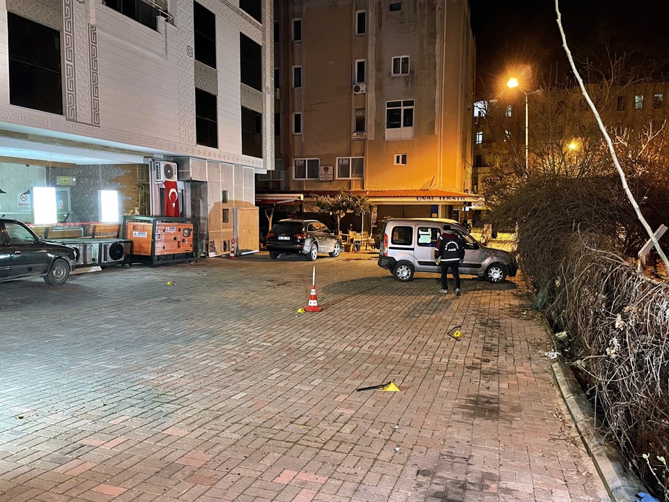 Antalya'da iki aile arasında kavga: 11 yaralı - 1