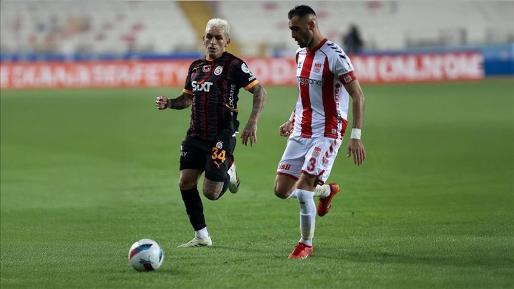 Canlı maç anlatımı: Önder Galatasaray, Sivasspor karşısında 72 o UAu8WymECtsjmaA8rCWA