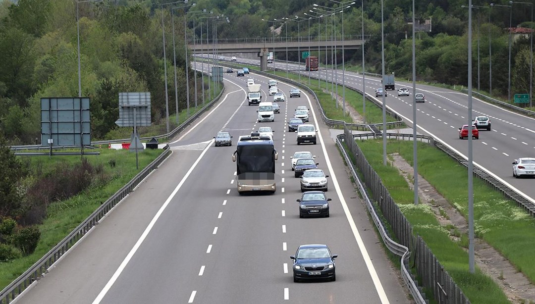 Otobüs sürücülerine "yol hipnozu" uyarısı