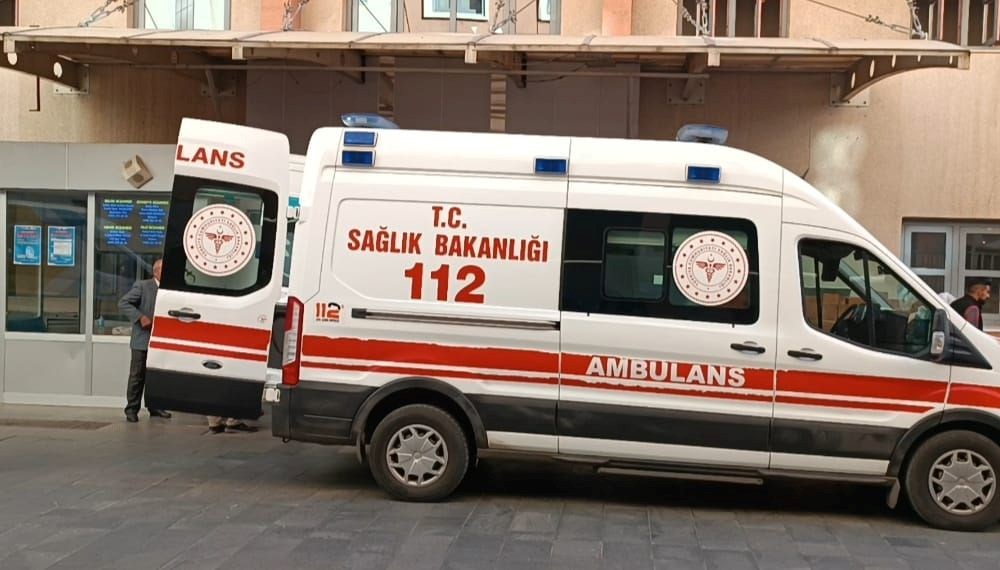 1 yaşındaki bebeğe minibüs çarptı