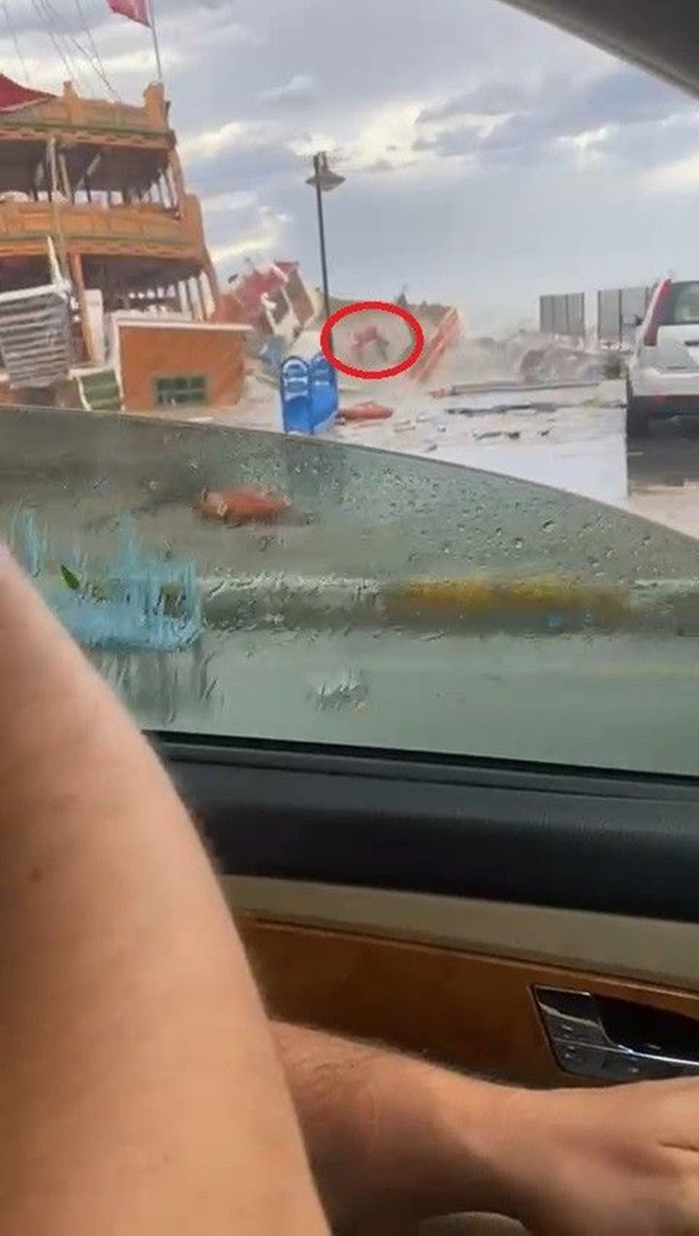 Balıkesir Ayvalık'ta fırtına: 30 tekne battı - 7