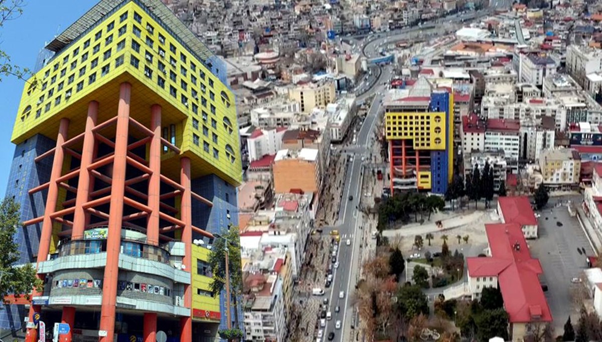 'Dünyanın en saçma binası'nın yıkımı başladı