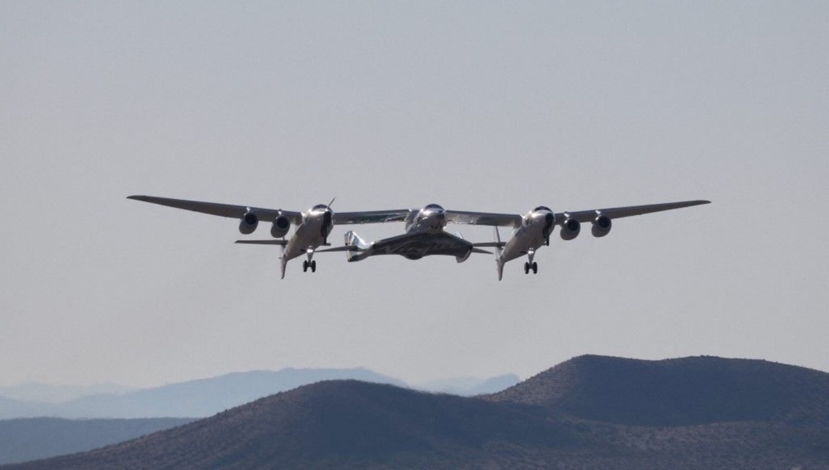 Virgin Galactic şirketinin tüm uzay turizmi uçuşları iptal edildi Virgin Galactic şirketinin tüm uzay turizmi uçuşları iptal edildi
