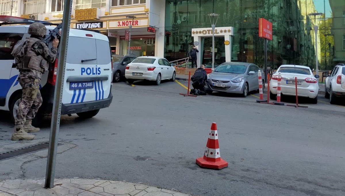 Cinayet zanlısı kendisini almaya gelen polislere ateş açtı: 1 şehit