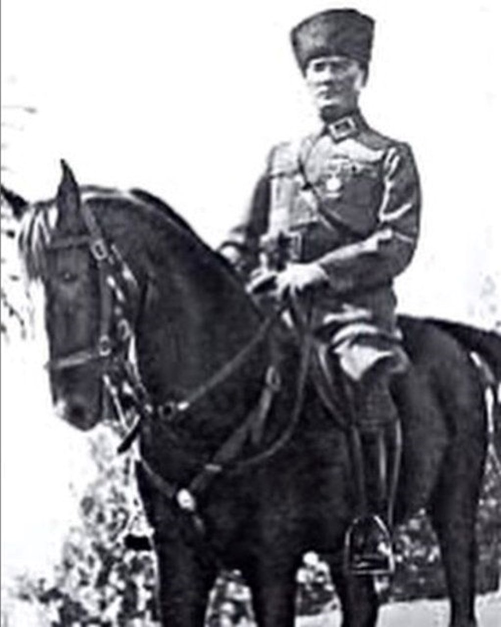 Ünlü isimlerin 30 Ağustos Zafer Bayramı mesajları - 7