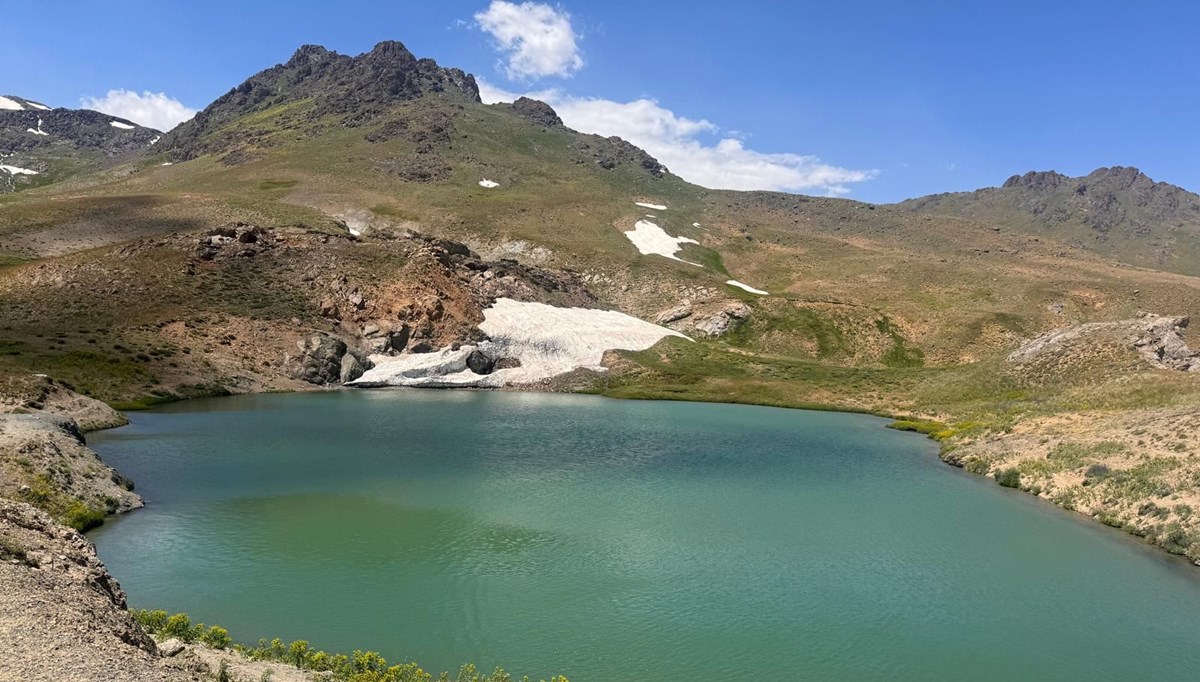 Faraşin Yaylası'ndaki tektonik göller turizme kazandırılmayı bekliyor Faraşin Yaylası'ndaki tektonik göller turizme kazandırılmayı bekliyor