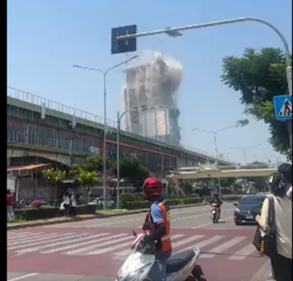 Myanmar'ı Sarsan 7.7'lik Deprem: Gökdelenler Enkaz Altında, Bölge Alarma Geçti! 73 o6Lh PQ8YEqLgeWd9S6vBg