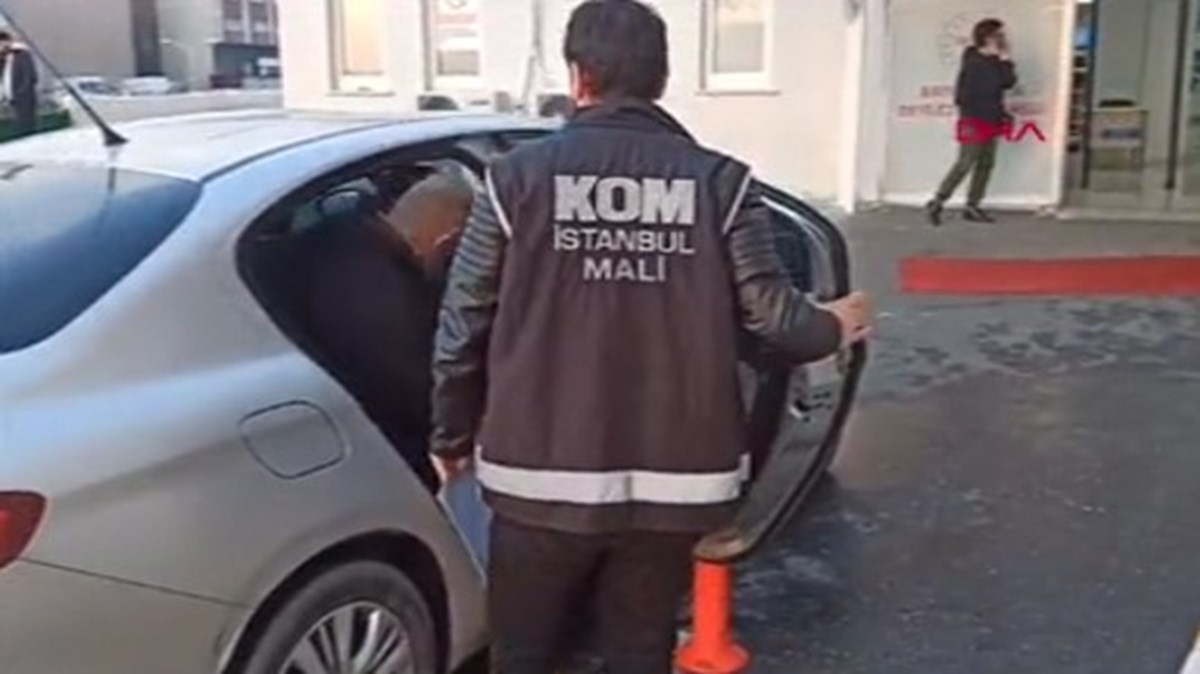 Şüpheliler işlemleri için emniyete götürüldü Şüpheliler işlemleri için emniyete götürüldü