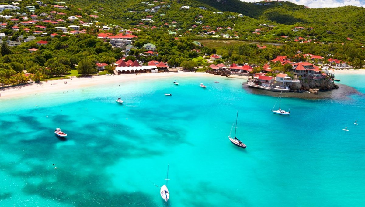 Ünlülerin gözde adası St. Barts'a corona virüs kısıtlaması getirildi