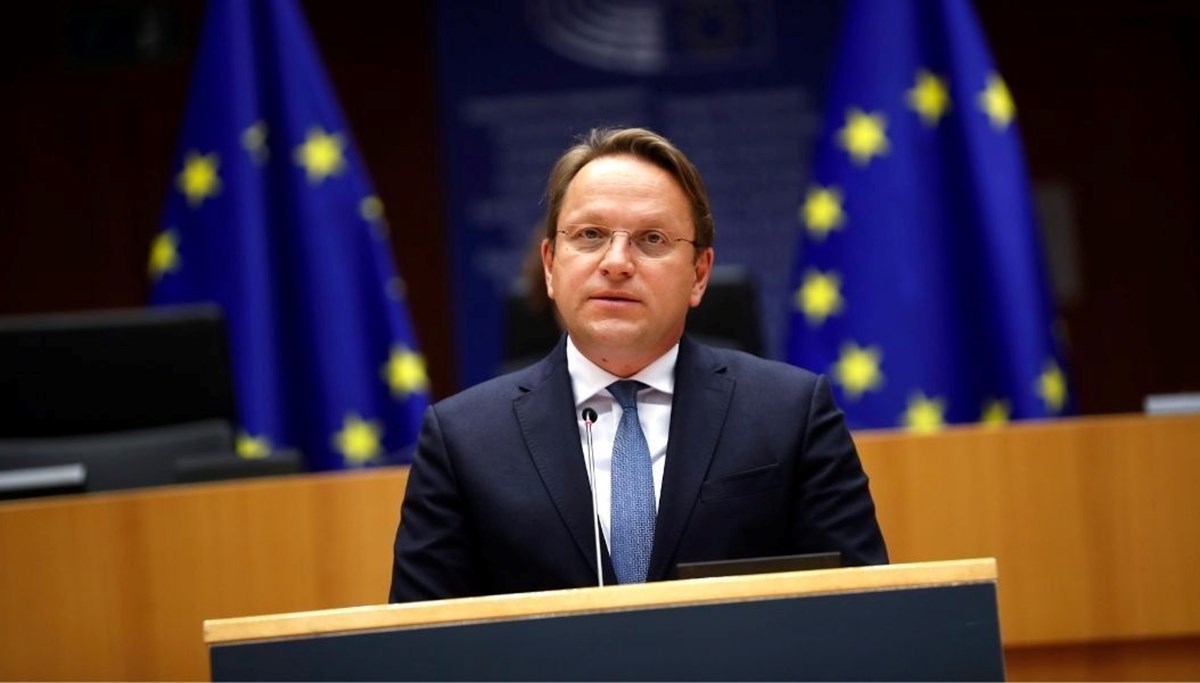 AB, Ukrayna'dan sonra Gürcistan ve Moldova'nın da üyelik süreçlerini başlattı AB, Ukrayna'dan sonra Gürcistan ve Moldova'nın da üyelik süreçlerini başlattı
