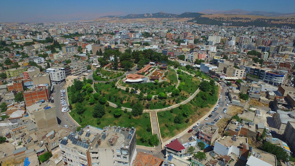 İl Sağlık Müdürü: Adıyaman'da bir araya gelinmekten vazgeçilmediği için vakalar artıyor - 1