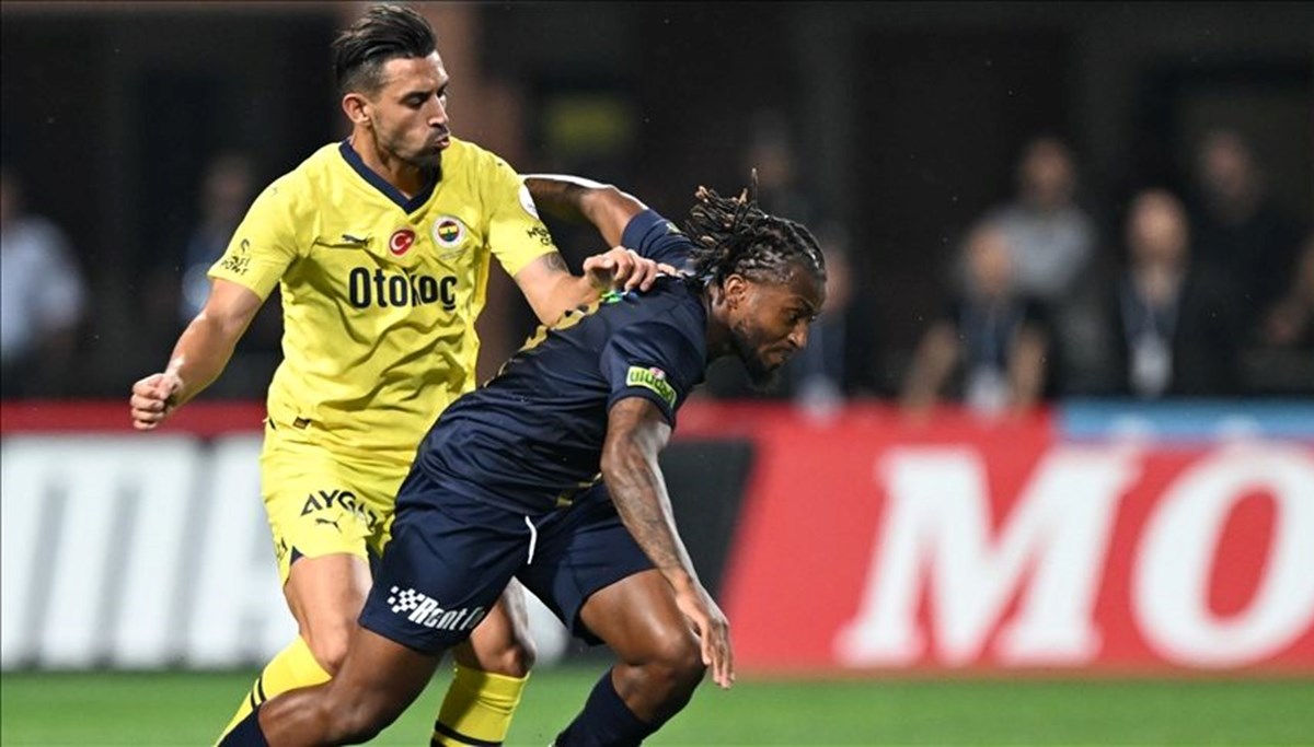 Fenerbahçe, seriyi sürdürmek için Kasımpaşa karşısında: İlk 11'ler belli oldu Fenerbahçe, seriyi sürdürmek için Kasımpaşa karşısında: İlk 11'ler belli oldu