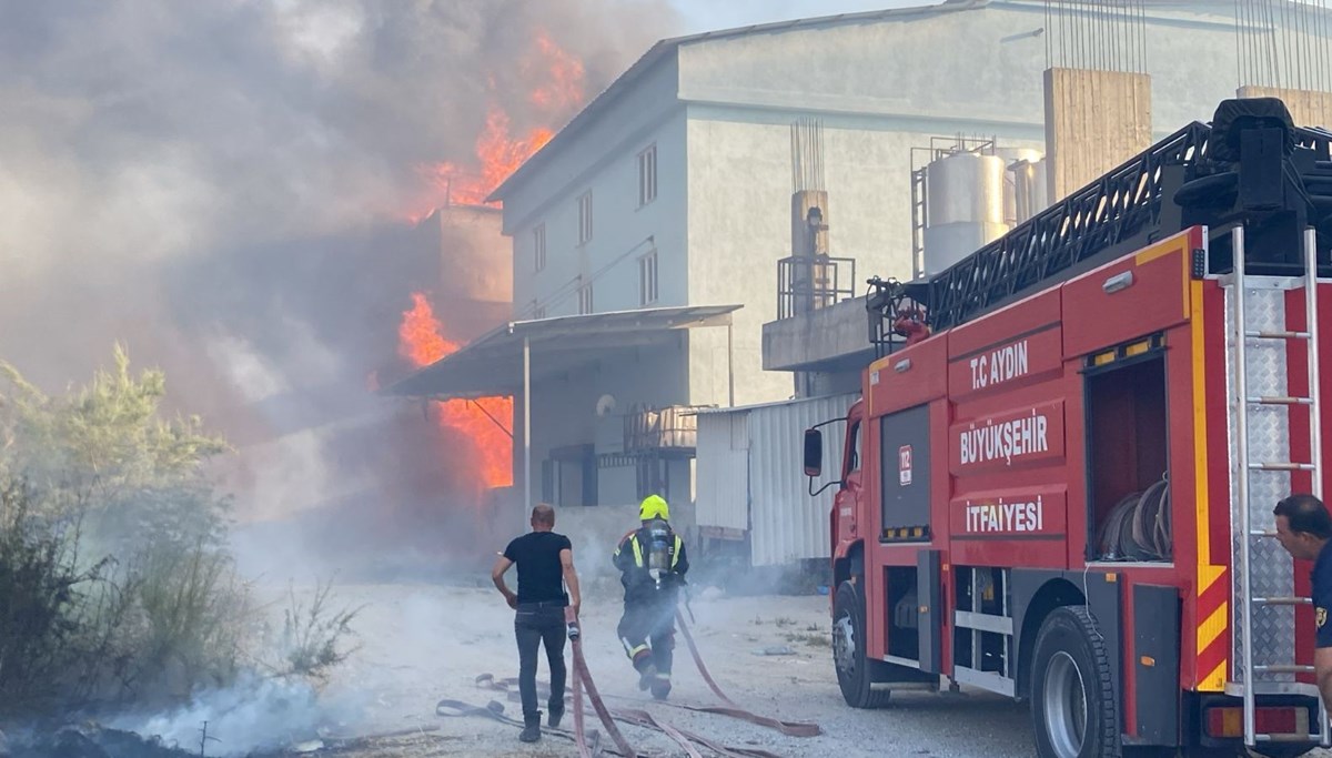 Aydın’da depo yangını