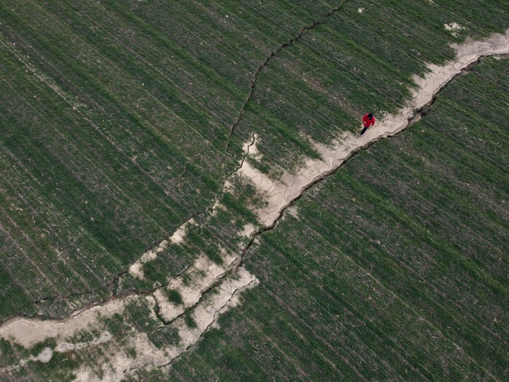 Fay hattının geçtiği köy enkaza döndü - 8