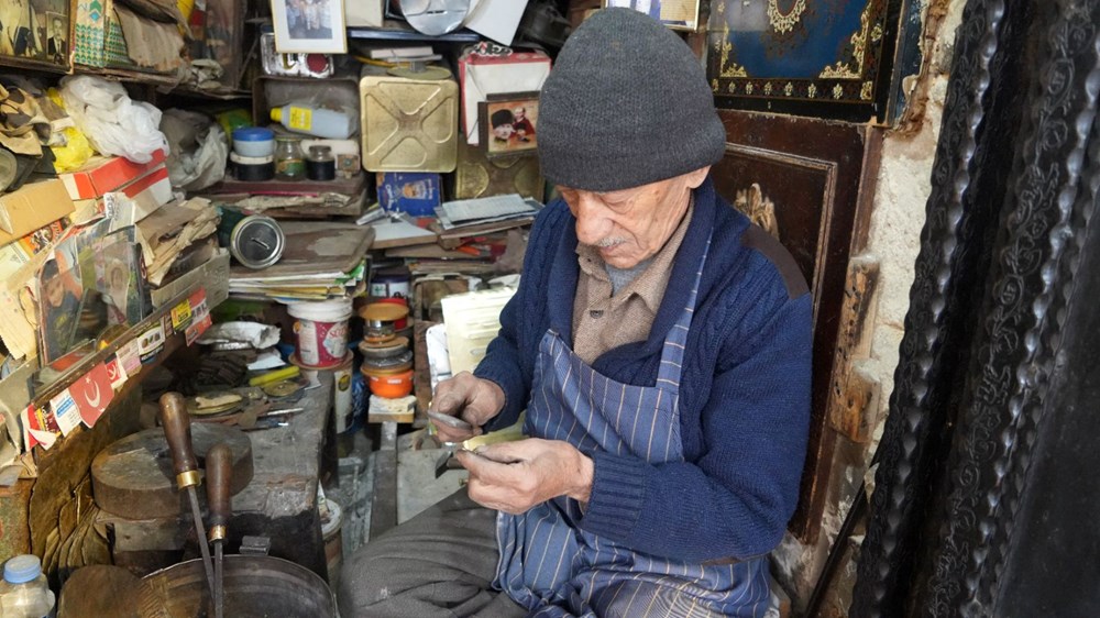 Mesleğin son teneke ustalarından: Eserlerini birçok ülkeye satıyor 74
