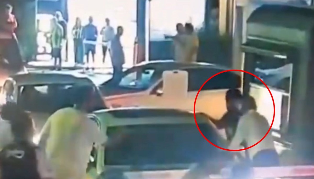 Kadıköy'de Yargıtay Cumhuriyet savcısına saldıran firari şüpheli teslim oldu Kadıköy'de Yargıtay Cumhuriyet savcısına saldıran firari şüpheli teslim oldu