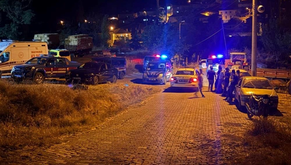 Eşini öldürüp ormanda intihar etti
