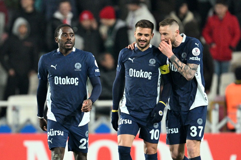 Fenerbahçe'ye övgü, Mourinho'ya tenkit: "Anlamak mümkün değil | Enteresan bir durum" 82 oHrpo3p0UUOCcINs QSuIQ